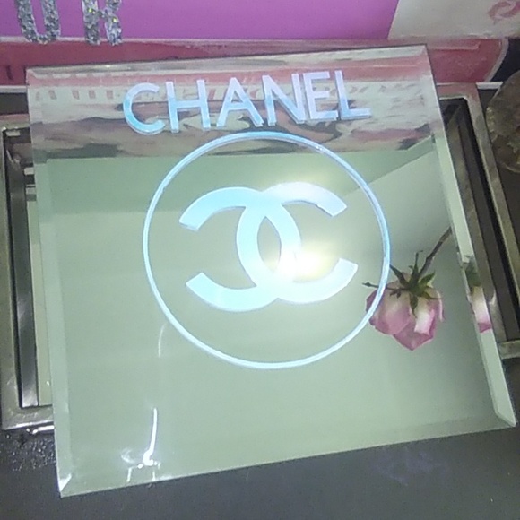 Iridescent Chanel Mirror with Stand - Picture 6 of 9